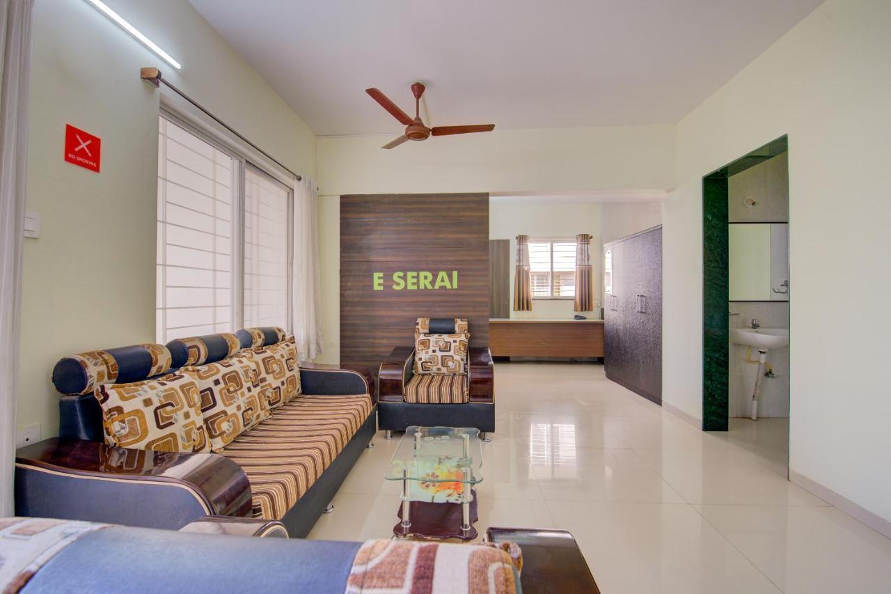 Hotel E Serai Pune Bagian luar foto