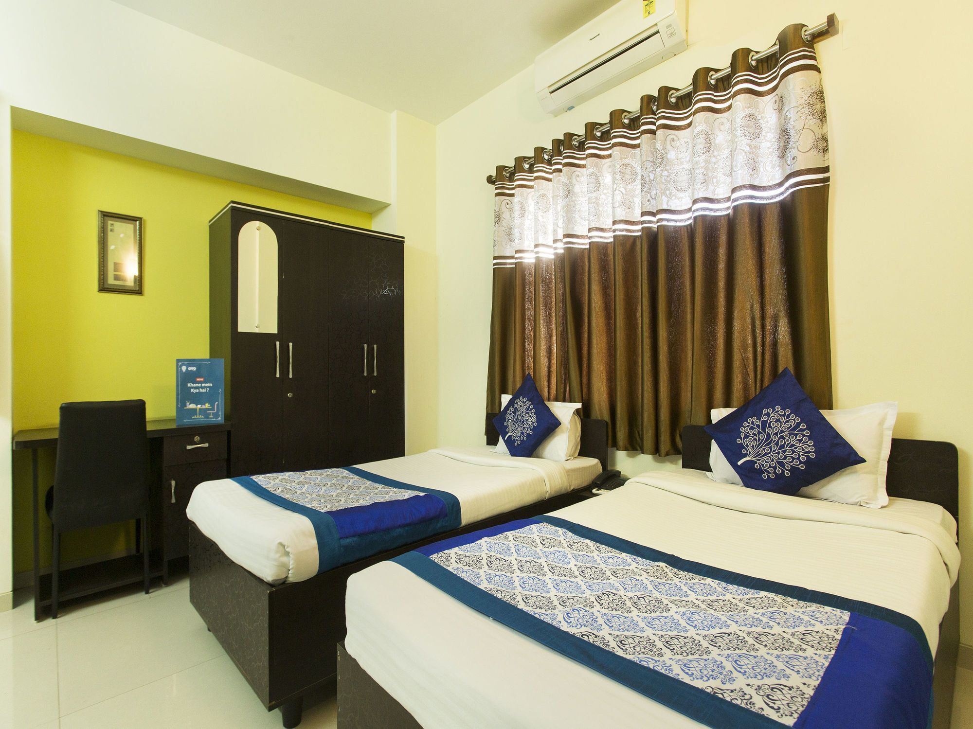 Hotel E Serai Pune Bagian luar foto